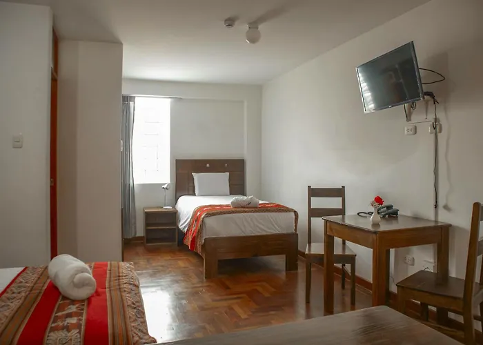 Del Prado Hometown Hotel 3*