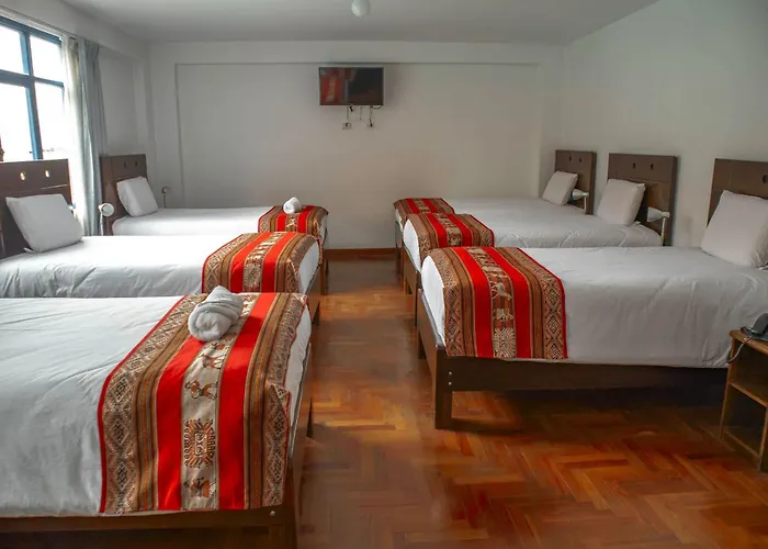 Del Prado Hometown Hotel