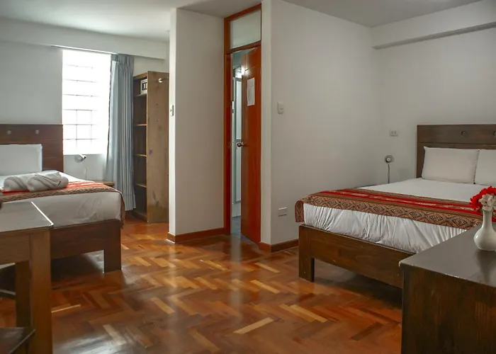 Del Prado Hometown Hotel