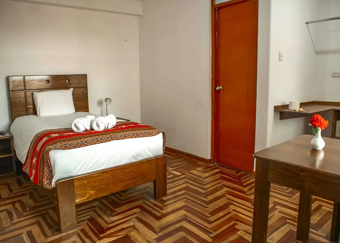 Del Prado Hometown Hotel